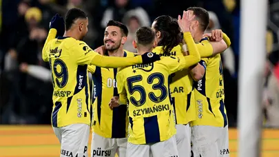 "Puan farkı artık korkutmuyor" | Spor yazarları Fenerbahçe için ne dedi?