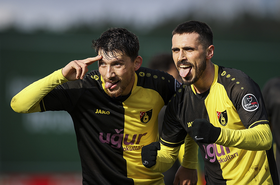 İstanbulspor'dan küme düşme hattında hayati 3 puan