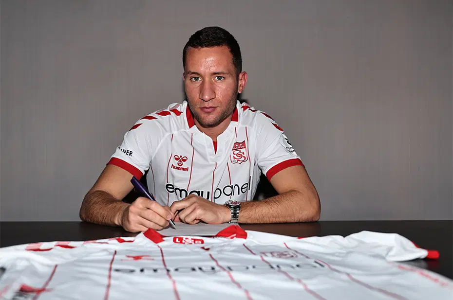 Trendyol Süper Lig'de ara transferde atılan tüm imzalar - 33