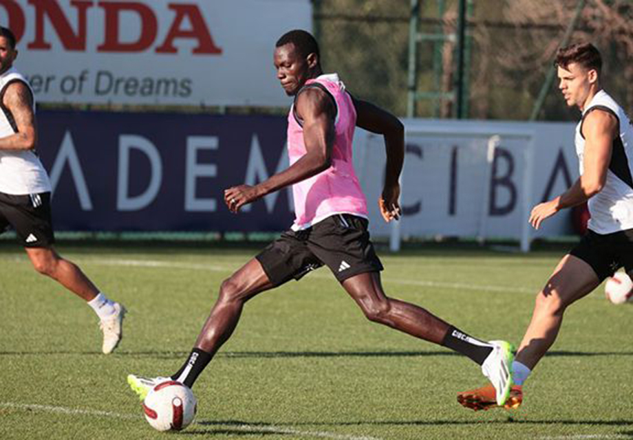 Beşiktaş, kondisyon ve taktik çalıştı