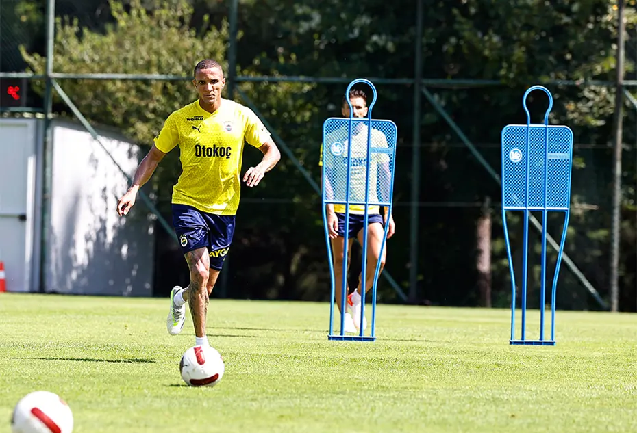Simon Kjaer, Diego Lugano... Rodrigo Becao herkesi solladı, rekor kırdı - 2