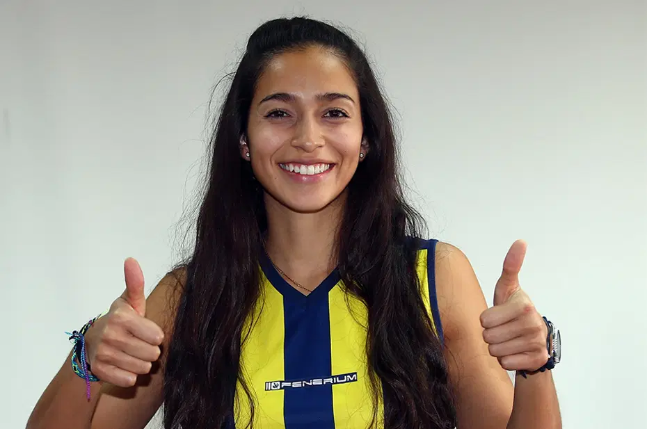 Dünyanın en zengin kadın voleybolcuları belli oldu: Zehra Güneş ve Ebrar Karakurt da listede - 9