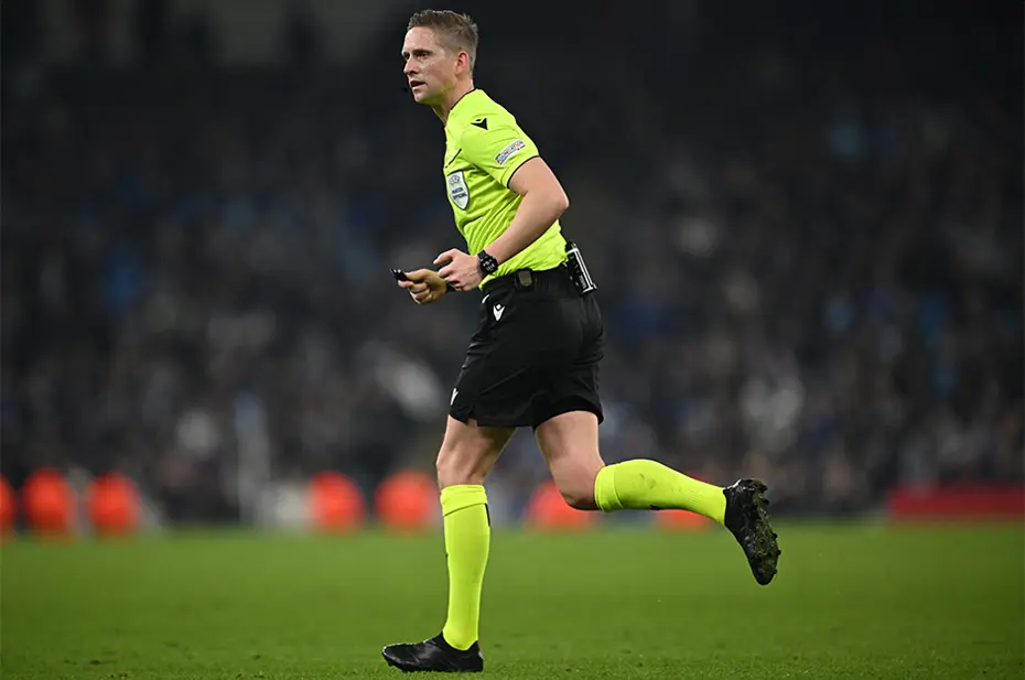 Rangers-Fenerbahçe maçının hakemi açıklandı: VAR'a dikkat çeken atama - 3