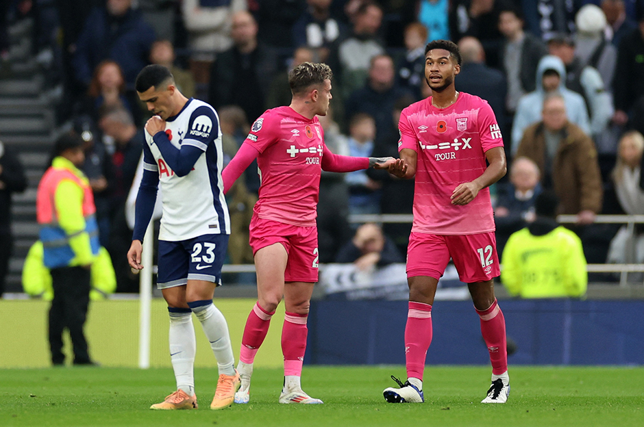 Tottenham sahasında kayıp: Galatasaray sonrası Londra ekibine bir darbe daha