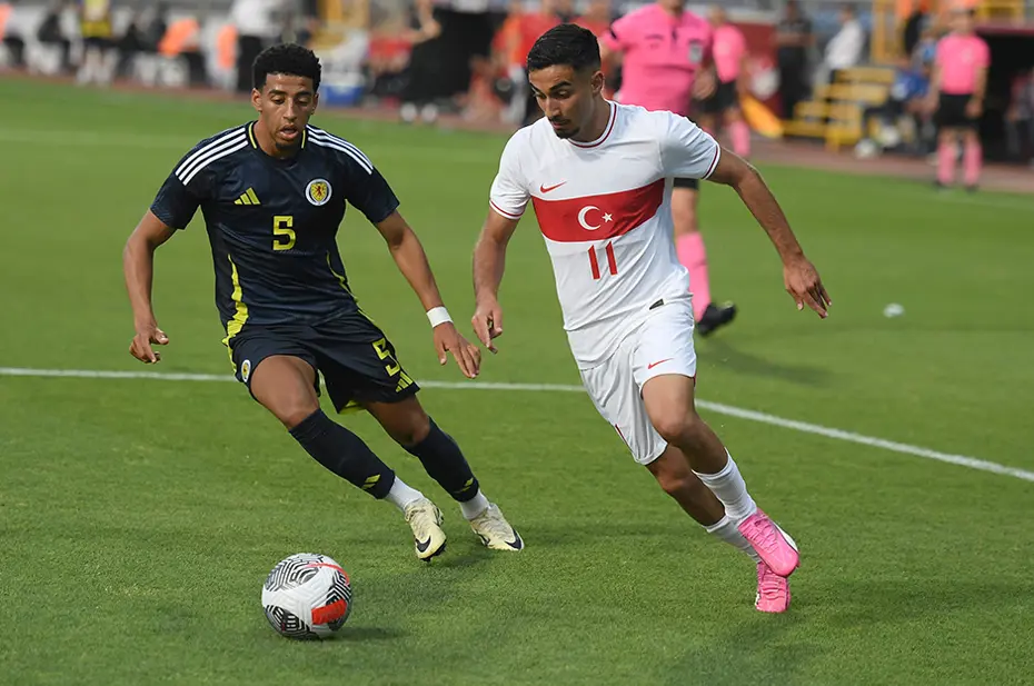 Serdal Adalı transfer vaadi için ilk adımı attı: Gurbetçi futbolcu için operasyon başladı - 5