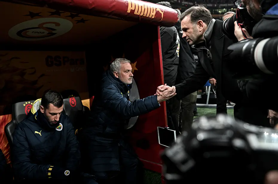 Salvatore Foti: "Hiçbir şey kazanmamış olanlar bile Mourinho'yla ilgili konuşuyor" - 4