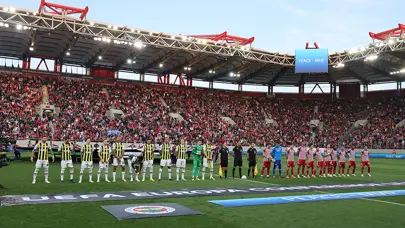 Nihat Kahveci'den Olympiakos maçı sonrası öneri: "Fenerbahçe ertelemeyi kabul etsin"