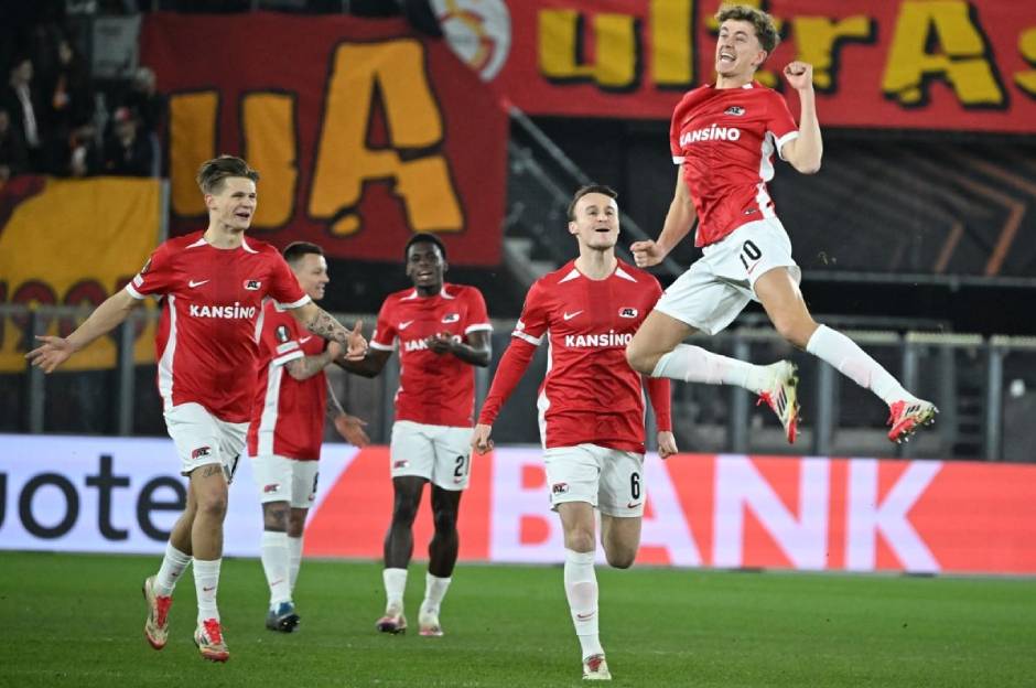 Hollanda'da herkes Galatasaray'ı konuşuyor: Farklı mağlubiyet için olay manşet