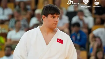 Milli sporcular, EYOF'ta 1'i altın 4 madalya kazandı