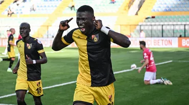 İstanbulspor sezonun ilk galibiyetini aldı