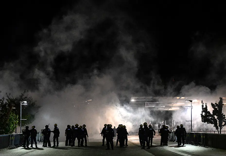 Lyon ve Beşiktaş taraftarları arasında olay çıktı - 7 Lyon ve Beşiktaş taraftarları arasında olay çıktı - 7