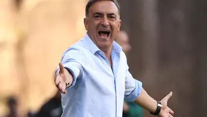 Beşiktaş'ın eski hocası Carvalhal ile yollar ayrıldı