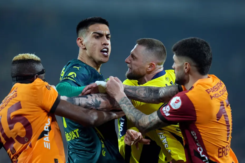 "Gözlerime inanamadım" diyen İlker Yağcıoğlu'nun Okan Buruk sözleri gündem oldu - 4 "Gözlerime inanamadım" diyen İlker Yağcıoğlu'nun Okan Buruk sözleri gündem oldu - 4