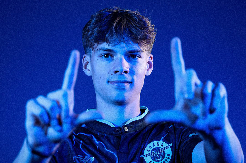 Adana Demirspor'a PSG'den takviye