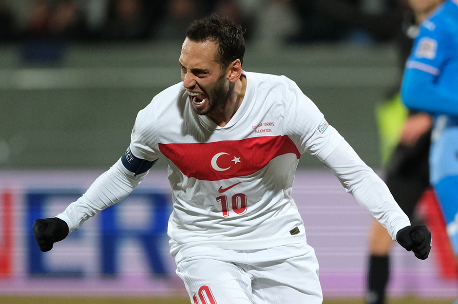 Hakan Çalhanoğlu milli takımın başarısının sırrını verdi