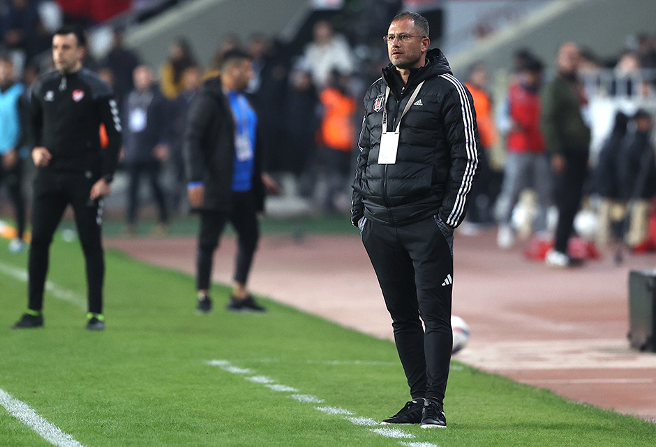Serdar Topraktepe: "Takımın böyle maçlarda morale ihtiyacı var"