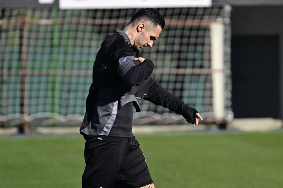 Beşiktaş'ta stoper krizi: Başakşehir maçına sürpriz tercih - 4