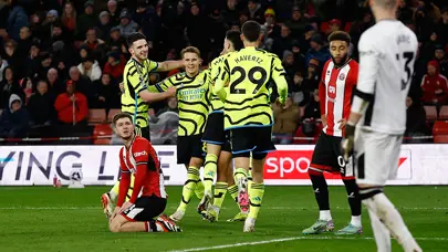 Arsenal ilk yarısında 5 attığı maçta gol oldu yağdı