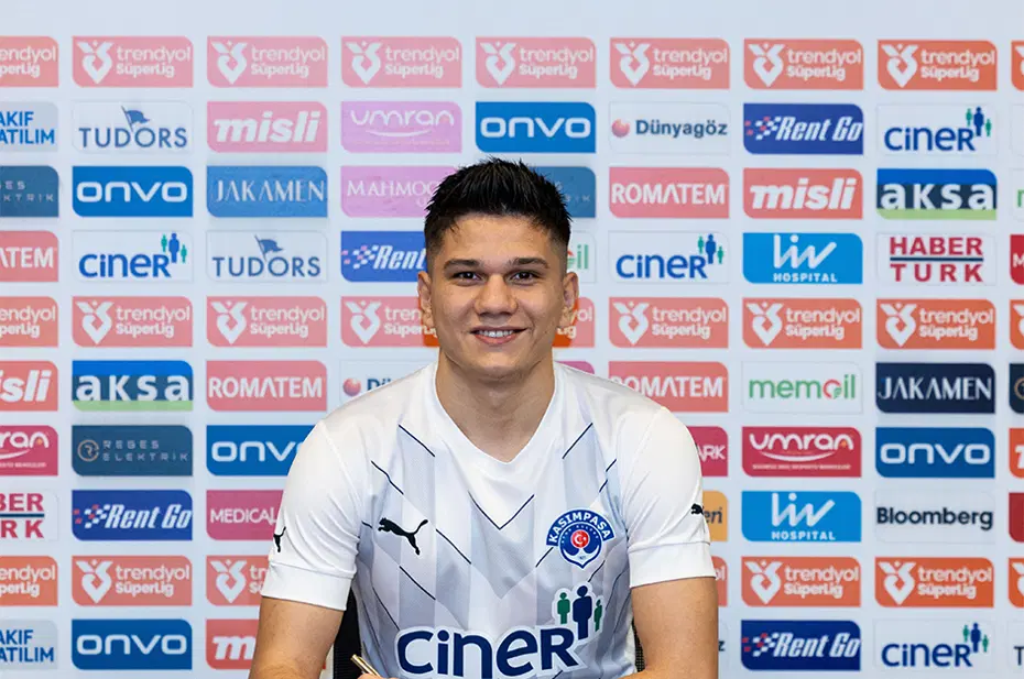 Trendyol Süper Lig'de ara transferde atılan tüm imzalar - 37