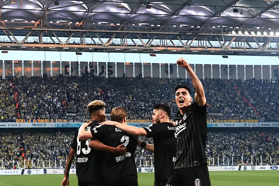 Beşiktaş'tan derbi galibiyeti paylaşımları: "Evim, güzel evim" - 3