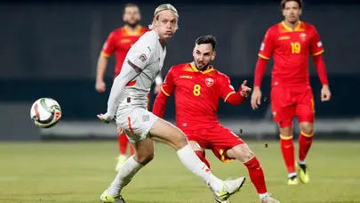 İzlanda, Karadağ'ı ikinci yarıda yıktı