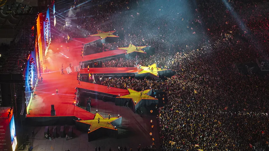 Galatasaray'dan Fenerbahçe'ye "kutlama" göndermesi - 6