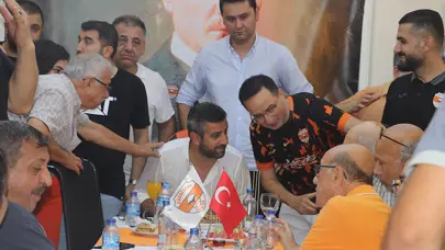 Adanaspor Başkanı Asil Bostancı taraftarlarla buluştu