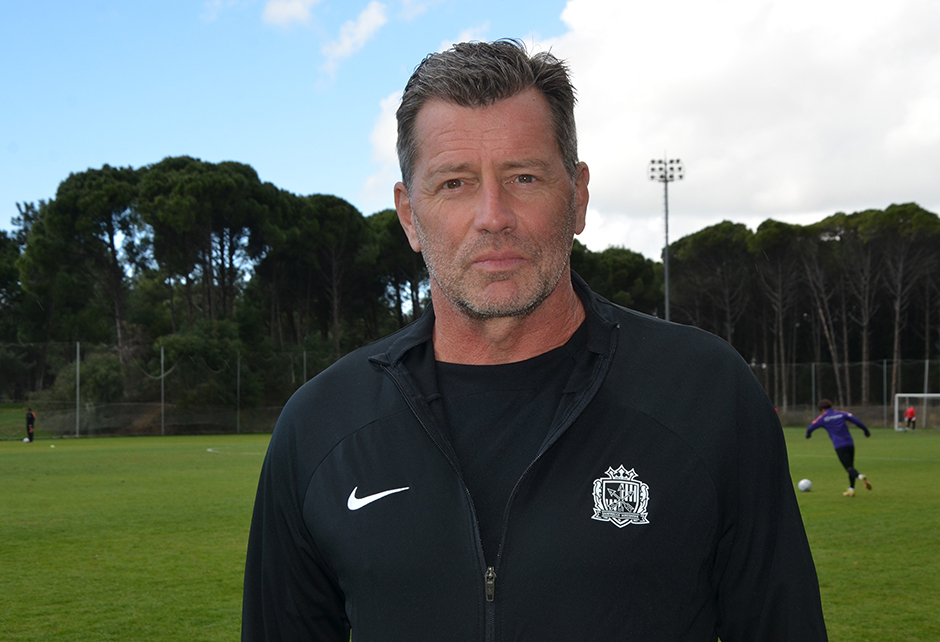 Takımıyla Antalya'da kampa giren Skibbe'den Galatasaray ve derbi yorumu