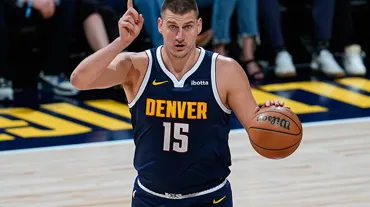 Nefes kesen maçta Nikola Jokic'ten "triple-double"