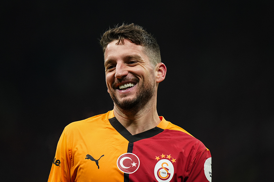 Mertens, Okan Buruk'a kararını iletti: Yeni sezonda büyük sürpriz
