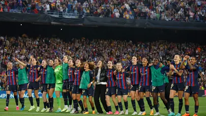 Kadınlar Şampiyonlar Ligi'nde ilk finalist Barcelona