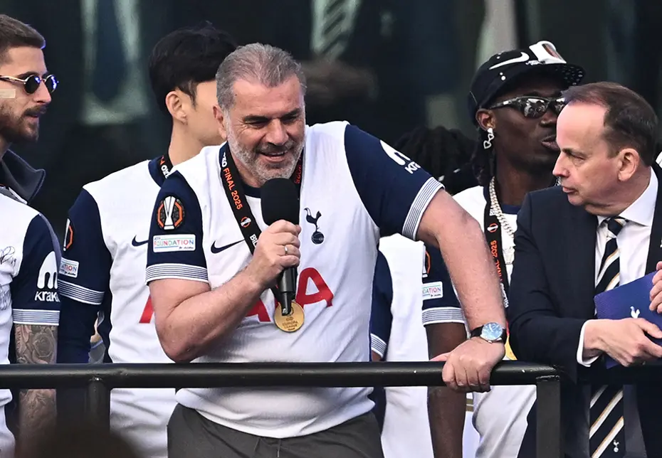 Tottenham yıllar sonra kulübe kupa kazandıran teknik direktörü kovdu - 4