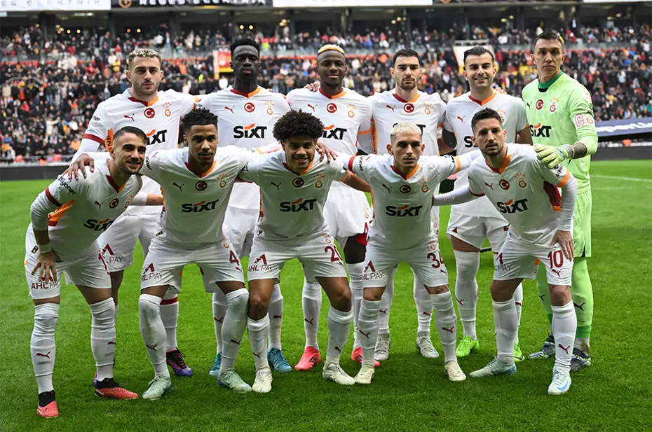 Tugay Kerimoğlu, Galatasaray'da 3 isim saydı: "Olmuyor" - 4 Tugay Kerimoğlu, Galatasaray'da 3 isim saydı: "Olmuyor" - 4