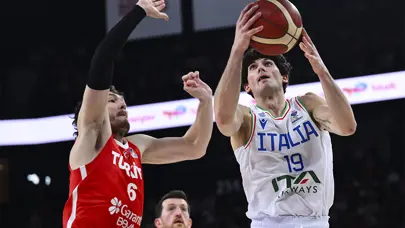 12 Dev Adam EuroBasket Elemeleri'nde İtalya'ya kaybetti