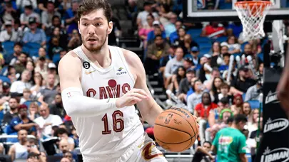 Cedi Osman'dan galibiyete 19 sayılık katkı
