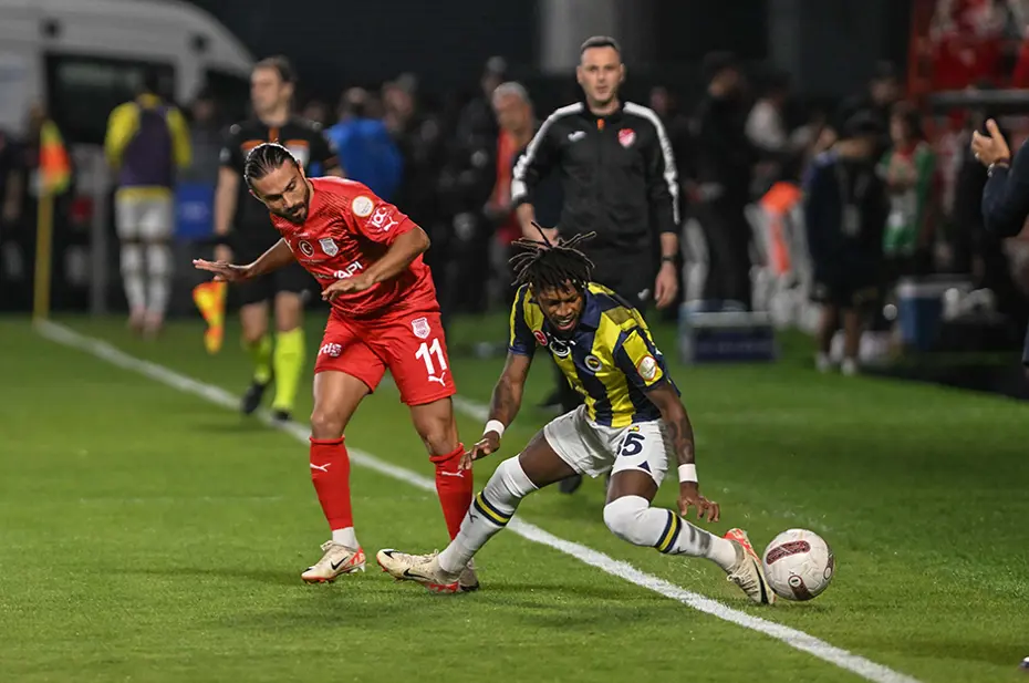 "Dengeyi bozan adam İsmail Yüksek" | Spor yazarları Fenerbahçe için ne dedi? - 3
