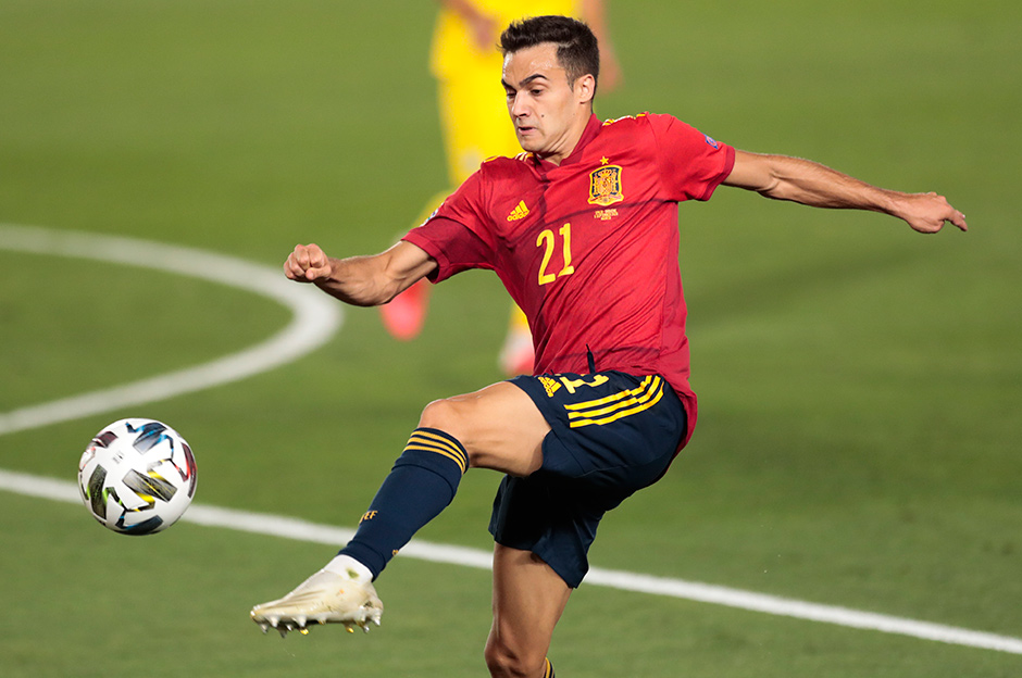 Bonservissiz sol bek, Beşiktaş ve Galatasaray'ı karşı karşıya getirdi