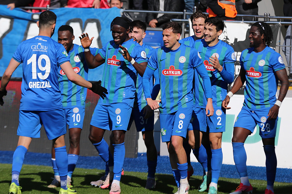 Rizespor'da 2 sakat, 2 cezalı