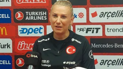 Necla Güngör Kıragası: B Ligi'ne çıkışımızın müjdesini vermek istiyoruz