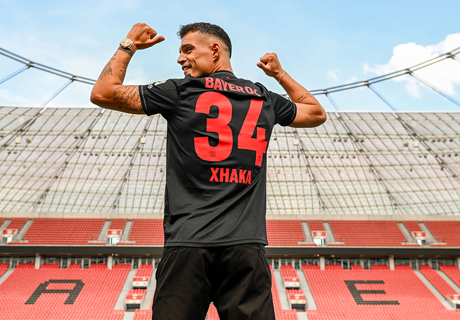 Granit Xhaka, Arsenal'den ayrıldı ve yeni takımına imzayı attı