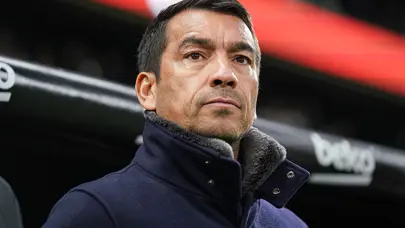 SON DAKİKA | Giovanni van Bronckhorst'tan Beşiktaş'a veda mesajı