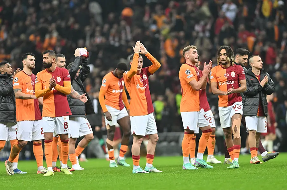 "Okan Buruk şansına dua etsin" | Spor yazarları Galatasaray-Manchester United maçı için ne dedi? - 2 "Okan Buruk şansına dua etsin" | Spor yazarları Galatasaray-Manchester United maçı için ne dedi? - 2