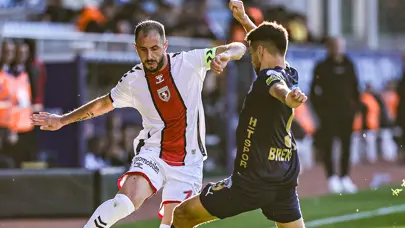 Samsunspor 2 penaltı kaçırdığı maçta 4 golle kazandı