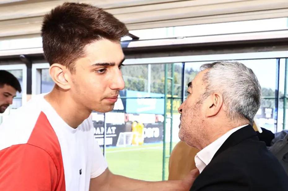 Beşiktaş'ta 5 futbolcunun daha bileti kesildi - 5