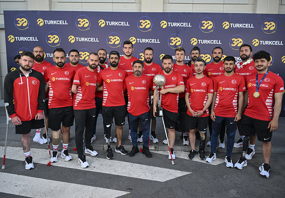 Ampute Milli Takımı'nın sevinci: "Dünyaya ambargo uyguluyoruz"