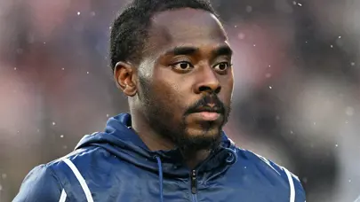 Fenerbahçe'de ayrılık kapıda: Osayi-Samuel'i yüzde 50 fazla teklifle ikna ediyorlar