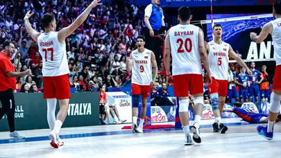 Filenin Efeleri Hollanda'ya 3-2 mağlup oldu