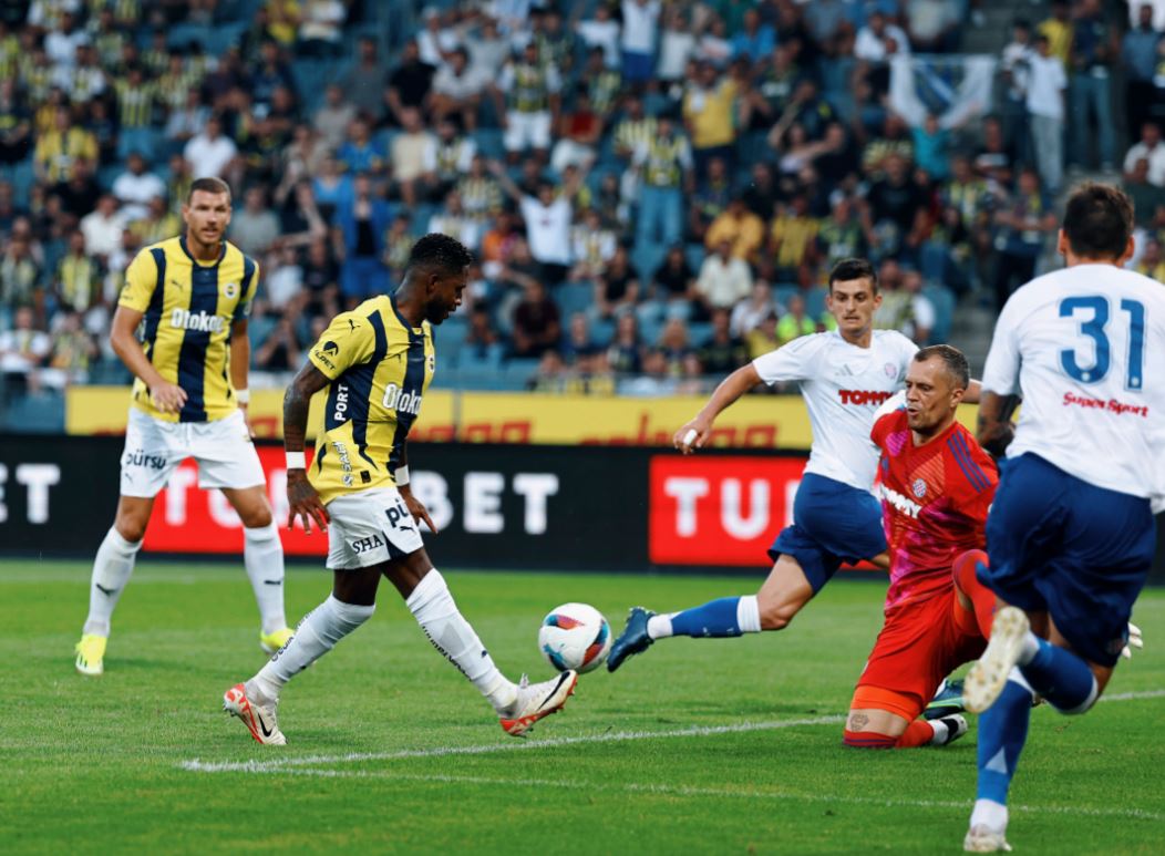 Strasbourg - Fenerbahçe hazırlık maçı ne zaman, saat kaçta ve hangi kanalda? İlk 11'ler