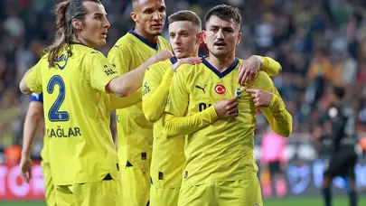 Fenerbahçe'de sakatlık: Haftalar sonra döndü, oyuna devam edemedi