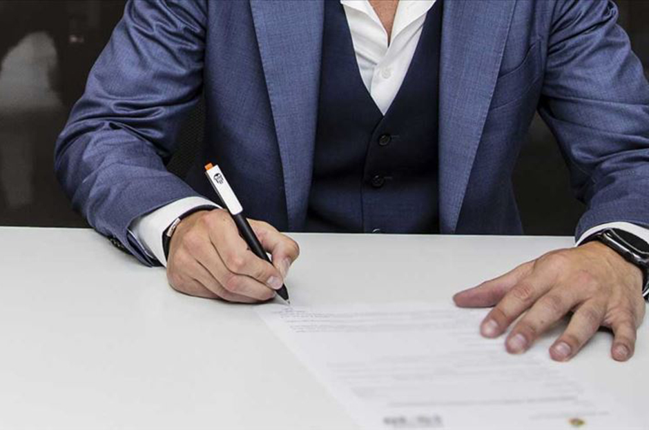 FIFA'dan menajerler için tarihi karar!